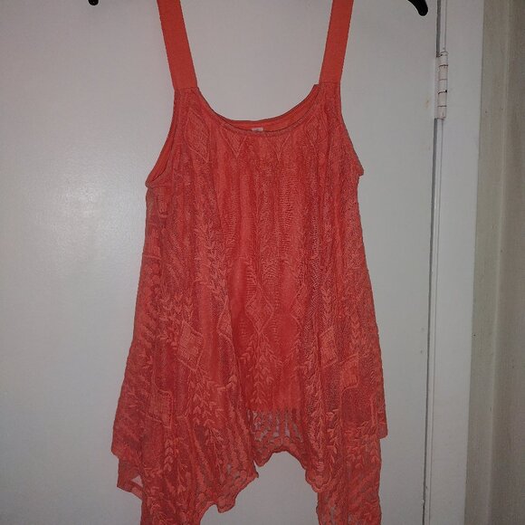 Xhileration pinkish orange/peach flowy lace design tank top - Picture 2 of 4